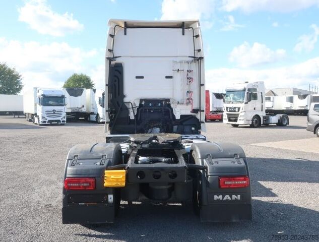 Standard trekkvogn MAN 18.500 BLS TGX Intarder XXL Navi ADR Standklima