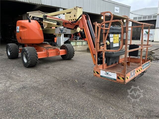 Leddbar teleskopisk arbeidsplattform JLG 450AJ (3216)