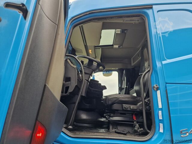 Plattformanhänger Volvo FH 13.540 6x2*4 - Platform with sidedoors - PTO...