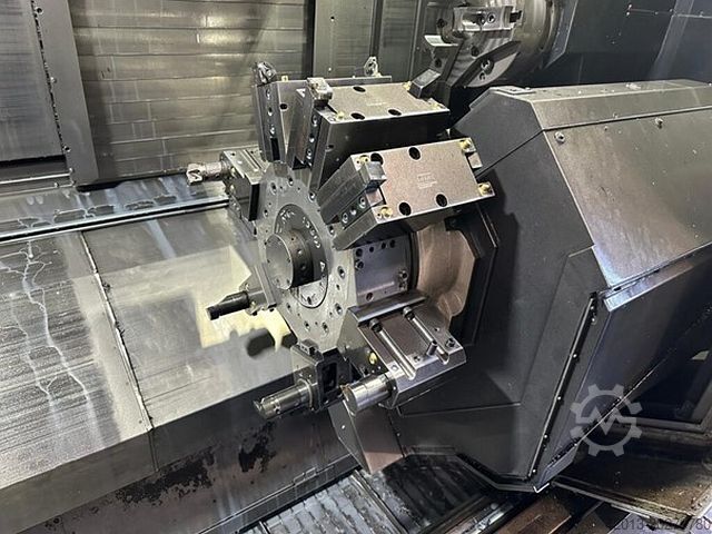 Centru de strunjire și frezare OKUMA MULTUS U4000