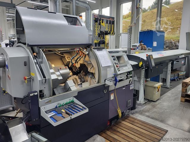 Torno de cabezal móvil CNC CITIZEN C-16