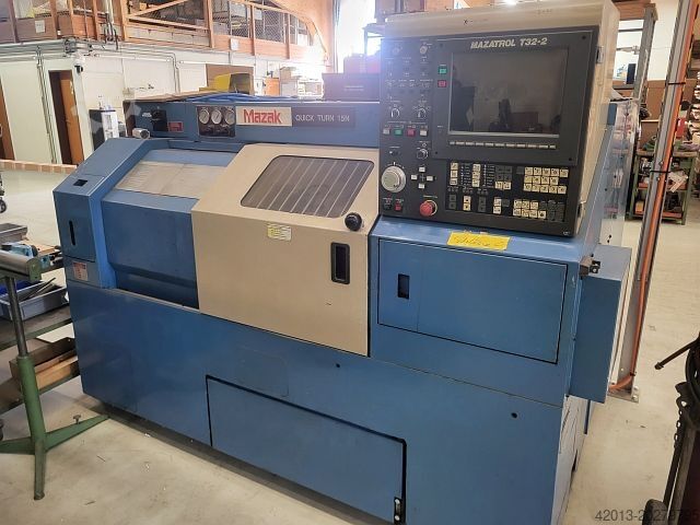 Torno CNC (bancada inclinada) MAZAK QT 15 N