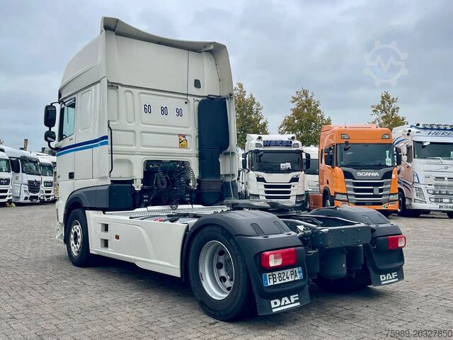 Estándar-SZM DAF XF 530 PARKING CLIMA, FRIGO