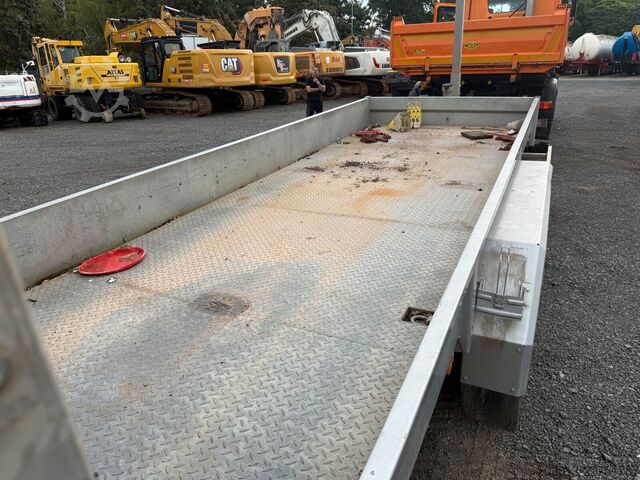 Treler pengangkut rendah HUMBAUR HS 106020 BS Anhänger mit Laderampe