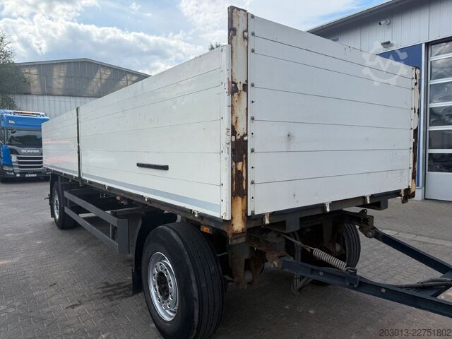 Automobilis ar plakanu platformu MAN TGX 26.470 Euro 6 Abrollkipper mit Ladekran