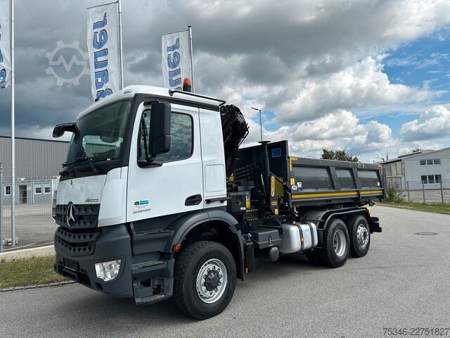Тристранен самосвал MERCEDES-BENZ Arocs 2545 Kipper/Kran/6x4-4/Lenkachse/128 tkm