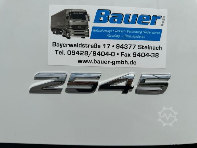 Jeřáb na nákladním automobilu MERCEDES-BENZ Arocs 2545 Kipper/Kran/6x4-4/Lenkachse/128 tkm