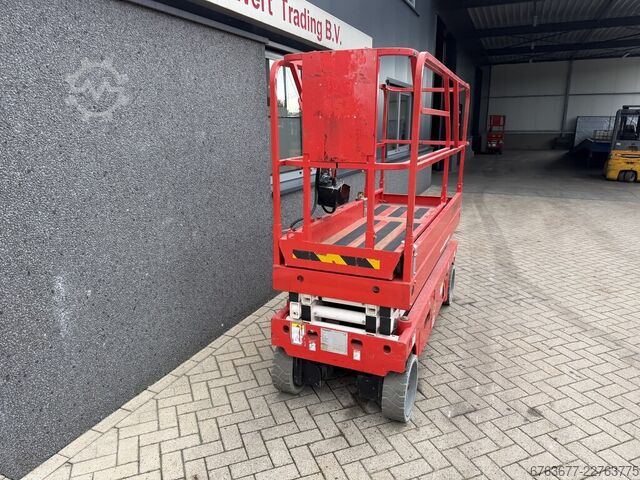 Plataforma elevadora de tijera Haulotte Compact 8, altura de trabajo 8 m, 225 horas de uso, año 2013 HAULOTTE Compact 8 8M werkhoogte 225uur / 2013