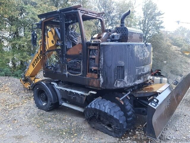 Excavadora móvil Hydrema RB15-MX18G Brandschaden !!!