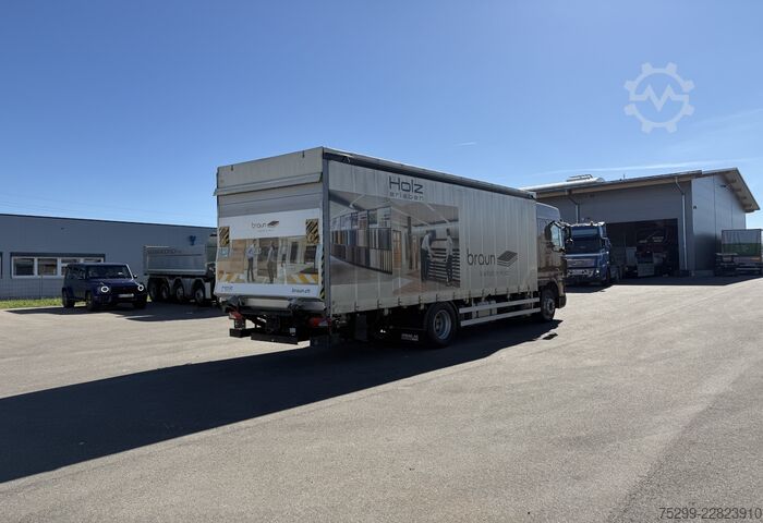 Camion cu platformă și prelată DAF XF 105.410 4x2 Plane/HB / Swiss-Vehicle