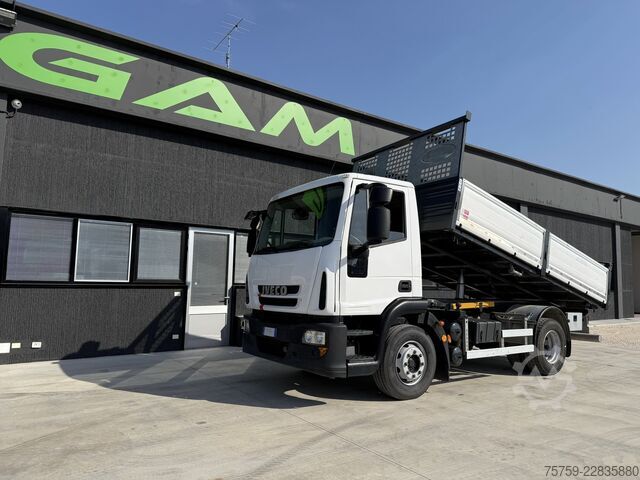 Camion-benne tricar Iveco Eurocargo 140E18