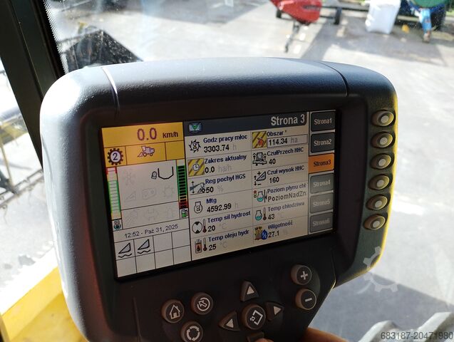 حصادة دراسات New Holland CR 9080