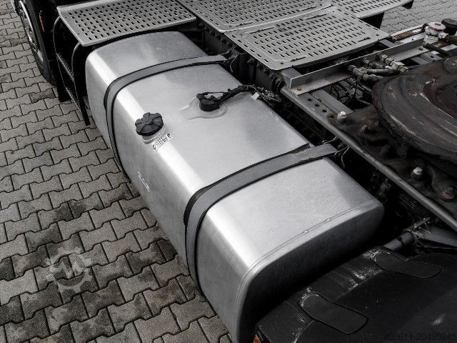 Nákladní vůz na nebezpečné materiály DAF XF 480 FT SPACE CAB + INTARDER + ADR AT FL EX