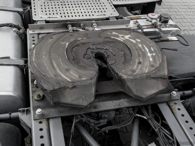 Standardowy ciągnik siodłowy DAF XF 480 FT SC + INTARDER + ADR AT FL EX + TANK-HYDR