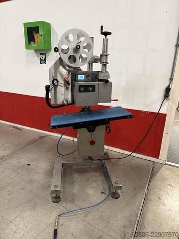 Etichettatrice Van Oers LPX 400 "blow print and apply" con nastro trasportatore Van Oers United LPX 400 blow