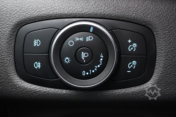 Delivery van Ford Transit Custom 2.0 TDCI Automaat EURO 6 - Airco...