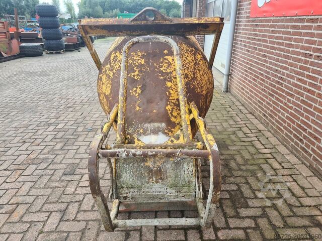 Bak  kubel 1000 liter - Gebruikt