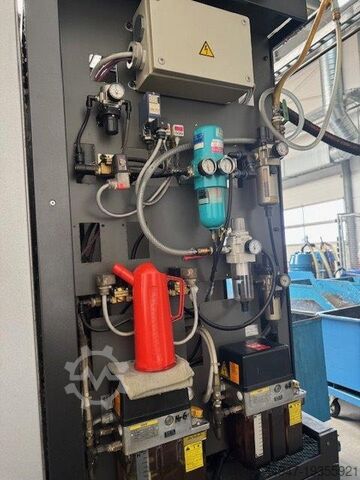 Horizontal-Bearbeitungszentrum TOYODA FH 550 S