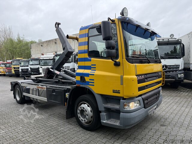 自卸卡车 Daf CF 220 Haken Ex-Flughafen