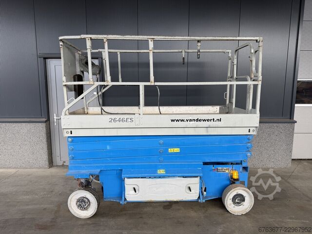 JLG 2646ES makaslı platform, makaslı personel yükseltici, 2006 model / 975 saat, 10 m çalışma yüksek JLG 2646ES schaarlift schaar hoogwerker 2006 / 975uur