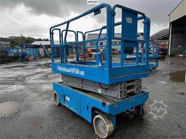Other Genie GS2046 Scissor Lift. Delivered certified.