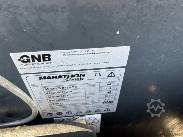 رافعة شوكية كهربائية ذات 4 عجلات Linde E35H-01/600