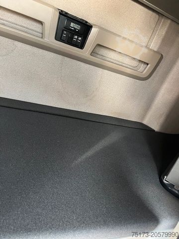 Xe tải hoán đổi thùng MAN TGX