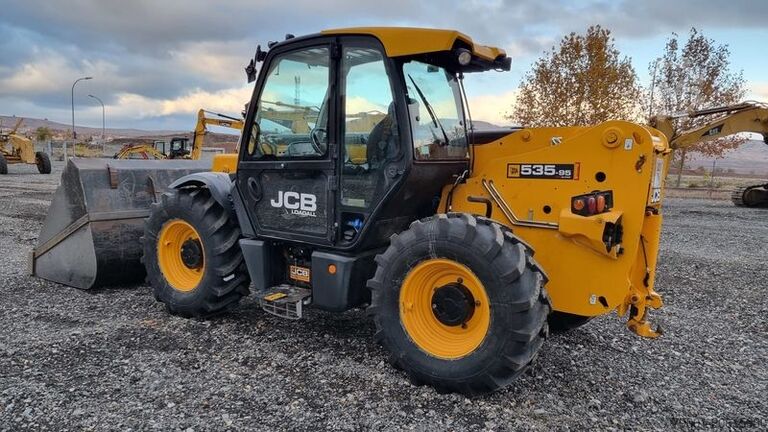 Fjarskipti JCB 535-95 AGRI SUPER