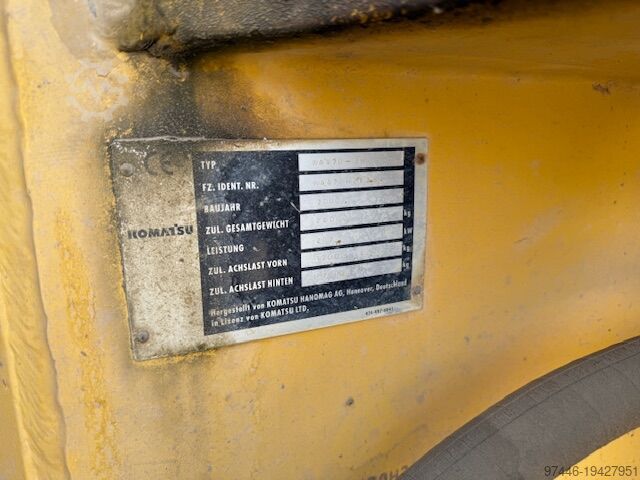 Kolesový nakladač Komatsu WA470-3H