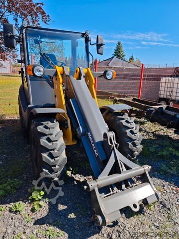 Hjullæsser MECALAC Ahlmann AX700 Hitachi ZW75 65 Std.
