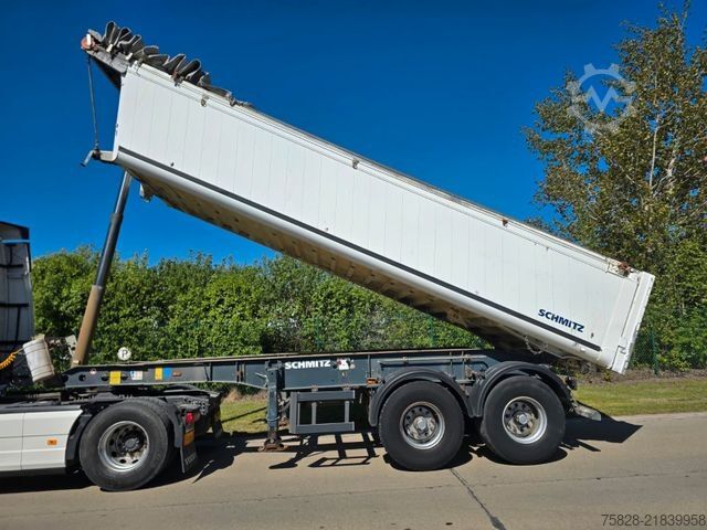 Semirremolque volquete SCHMITZ CARGOBULL SKI 22 / Blatt gefedert