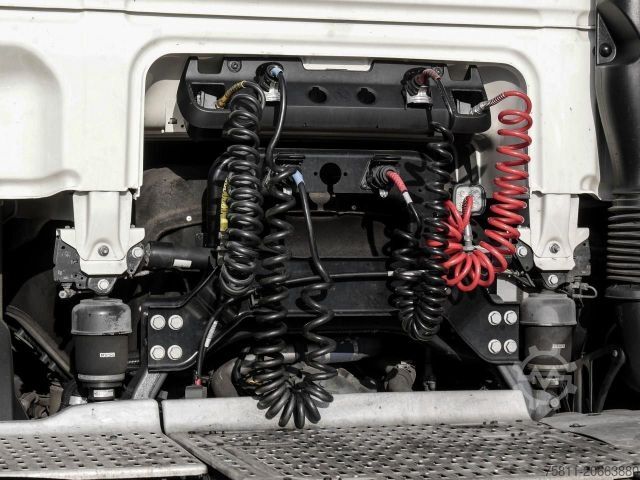 Standard trækkerunit DAF XF 480 FT SSC + INTARDER + 1050l TANKS Klima ZV