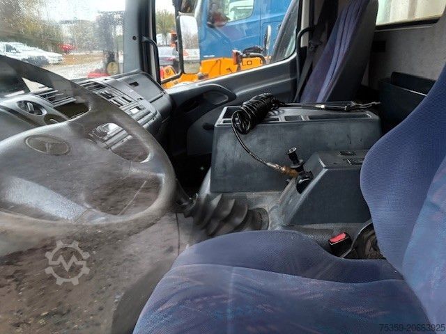 Van pick-up MERCEDES-BENZ Atego 815