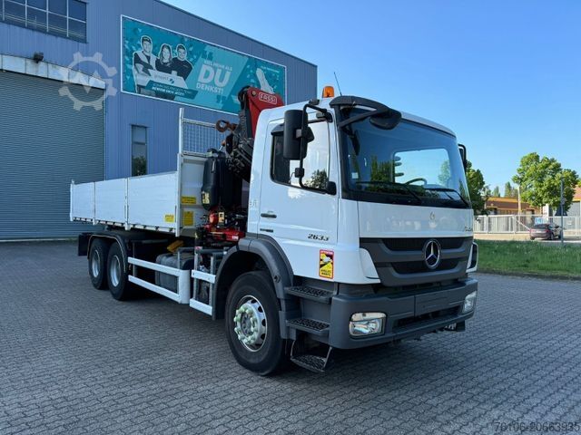 Grue montée sur camion MERCEDES-BENZ Axor 2633 Kipper mit Kran Fassi F135