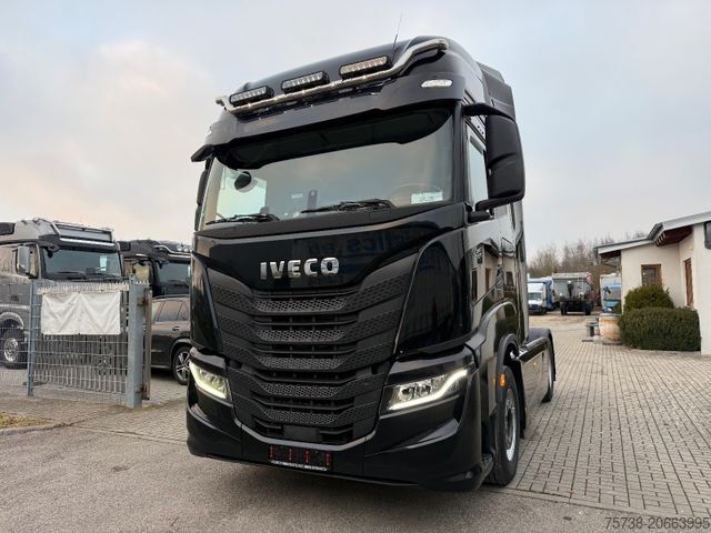 Tractora standard IVECO S-Way 570/Intarder/Hydraulik/Navi/VOLLLUFT