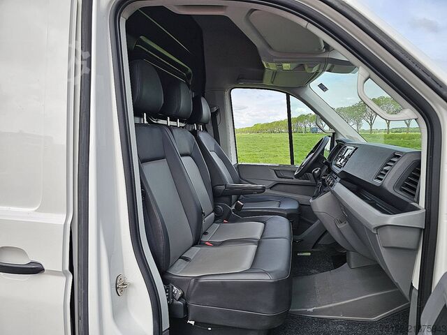 Hochdachkombi VOLKSWAGEN CRAFTER 35 2.0 L3H3 140Pk Automaat!