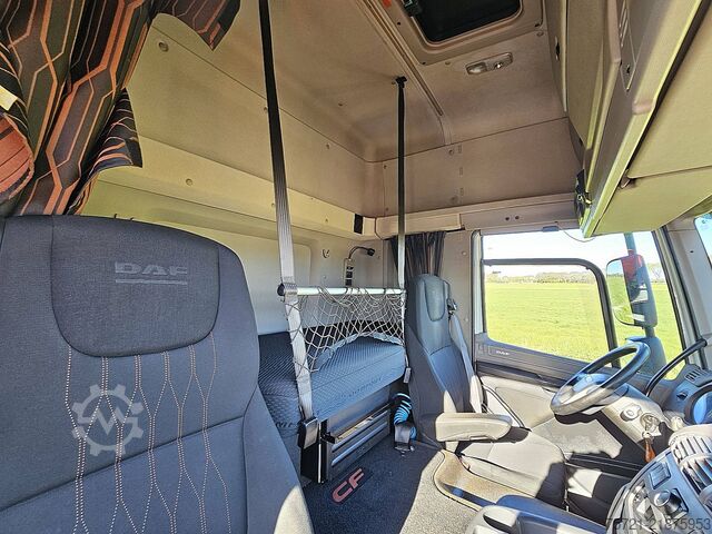 Standaard trekker DAF CF 450