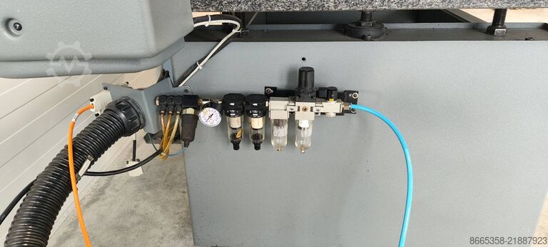 Mesin pengukur koordinat Brown & Sharpe Mistral 775