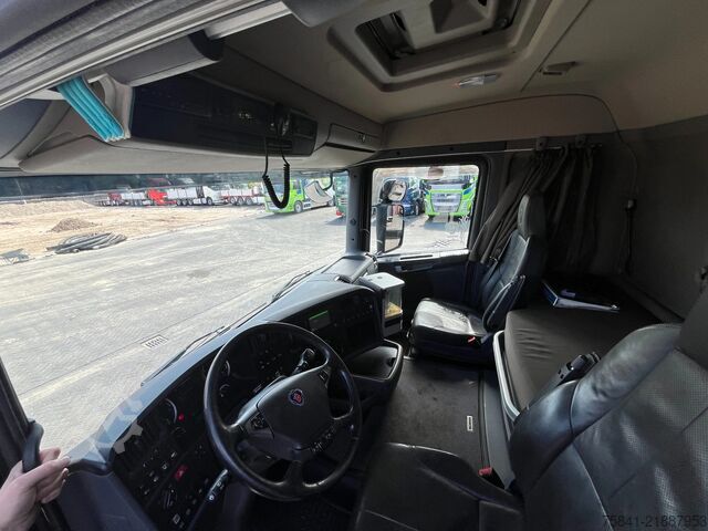 ক্রেন ট্রাক Scania R490 R 490 8x2 Euro 6 HMF 8520-K6 + JIB FJ2000-K6