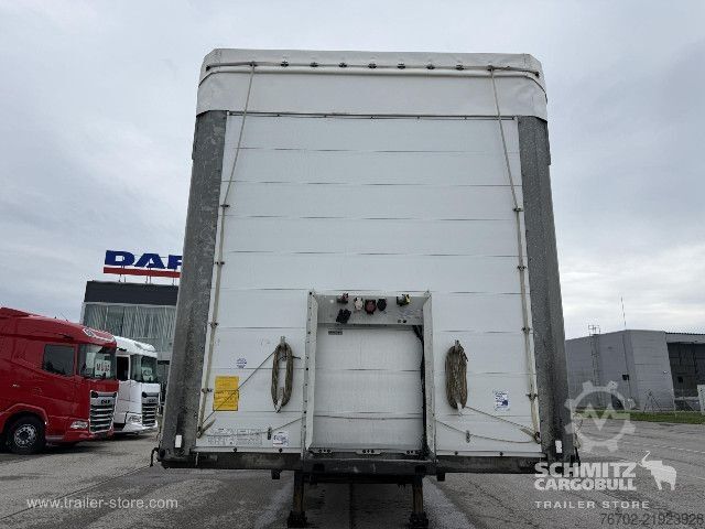 Treler separa terbuka dengan kanvas Schmitz Cargobull Curtainsider Standard