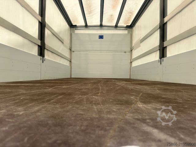 Platformas kravas automašīna ar tentu MERCEDES-BENZ 1827 Arocs 4x4 Fahrschulausrüstung