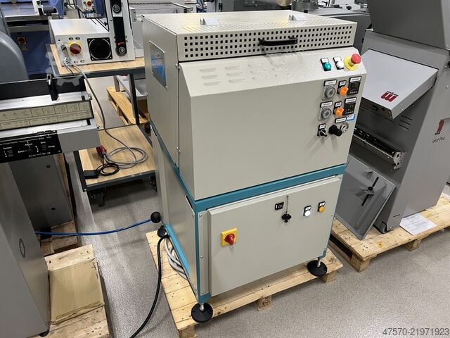 машина для палітурки книг CMC Italia Q Finish Crater 20 Book Press with joint forming