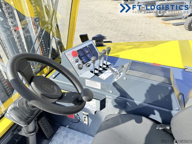 Fjögurra leiða lyftarar Combilift CB4500 GAS TRIPLEX 6400 FORK POSITIONER