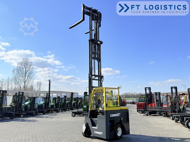 Fjögurra leiða lyftarar Combilift CB4500 GAS TRIPLEX 6400 FORK POSITIONER