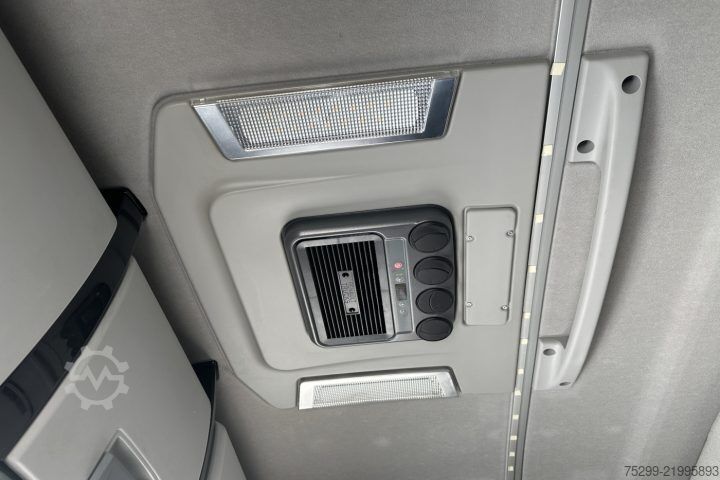 Vakio vetoauto Renault T460 4x2 Retarder / Swiss-Vehicle