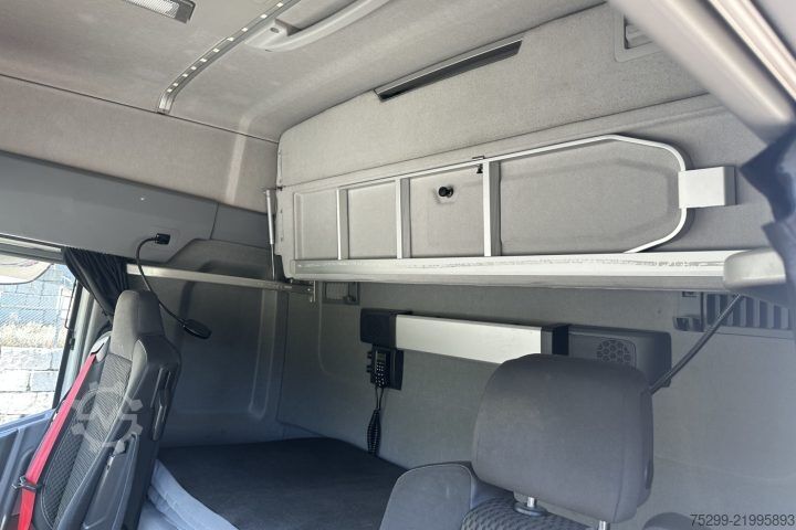 Vakio vetoauto Renault T460 4x2 Retarder / Swiss-Vehicle