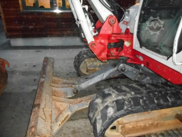 Mini excavator Takeuchi TB 290 mit POWERTILT