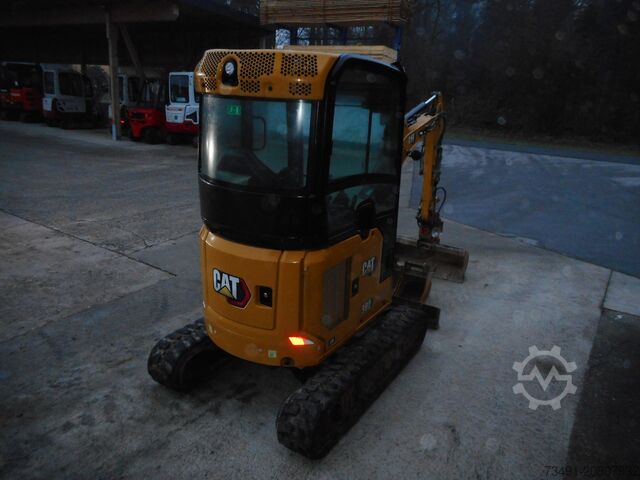 Mini excavator Caterpillar 302 CR mit POWERTILT