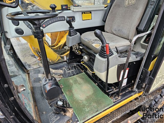 Máy xúc bánh lốp JCB JS 160 W