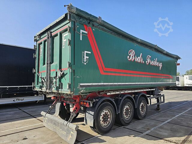  SCHMITZ SKI 24 SL 9.6 50M3 DOORS